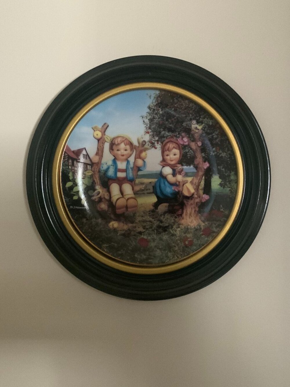 DANBURY MINT - FRAMED HUMMEL PLATE - LITTLE COMPANIONS - APPLE TREE BOY & GIRL